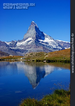 
                Berg, Matterhorn, Riffelsee                   