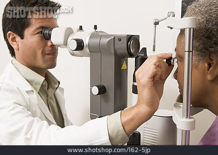 
                Augenarzt                   