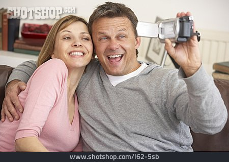 
                Paar, Spaß & Vergnügen, Videokamera                   