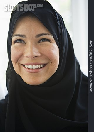 
                Frau, Porträt, Muslimin                   