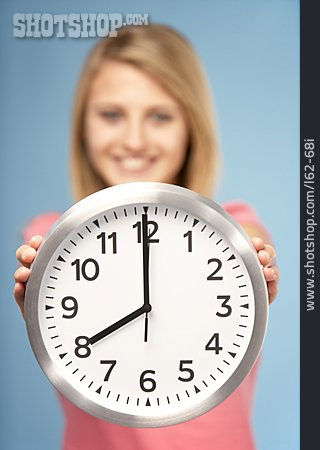 
                Clock, Showing, Punctual, Time                   