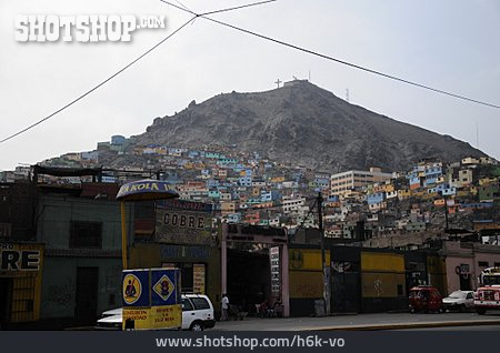 
                Lima, Pueblos Jovenes                   
