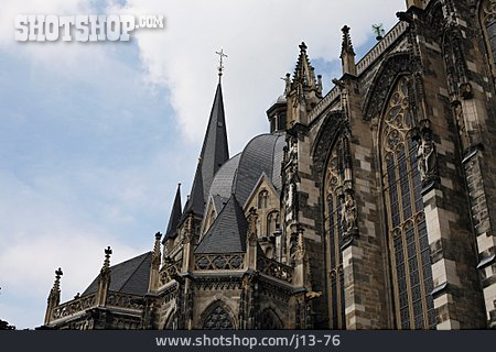 
                Aachener Dom                   