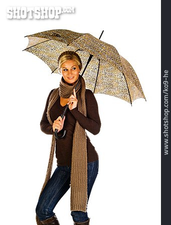 
                Junge Frau, Herbstlich, Regenschirm                   