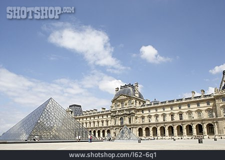 
                Museum, Paris, Musee Du Louvre, Glaspyramide                   