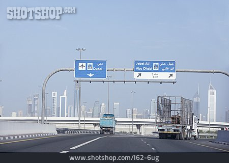 
                Autobahn, Wegweiser, Dubai                   