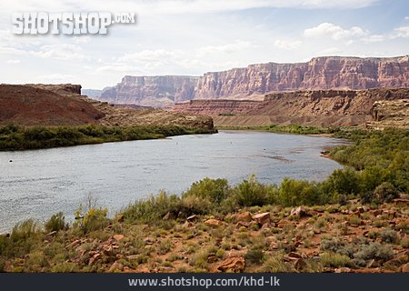 
                Arizona, Colorado River                   