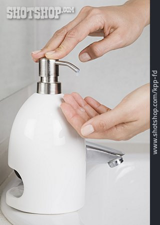 
                Einseifen, Seifenspender, Hände Waschen                   