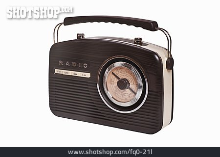 
                Retro, Radio                   
