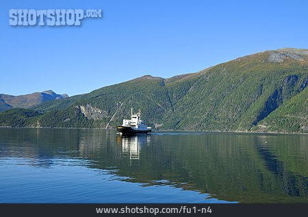 
                Fähre, Norddalsfjord                   