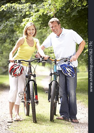 
                Paar, Fahrradfahrer, Radfahren                   