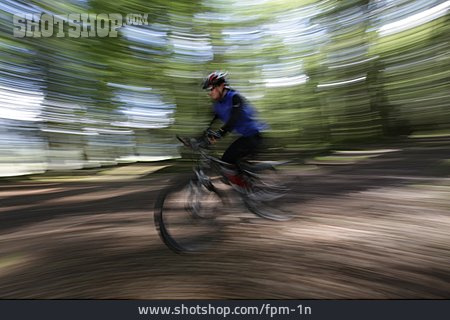 
                Radfahrer, Mountainbike, Downhill                   