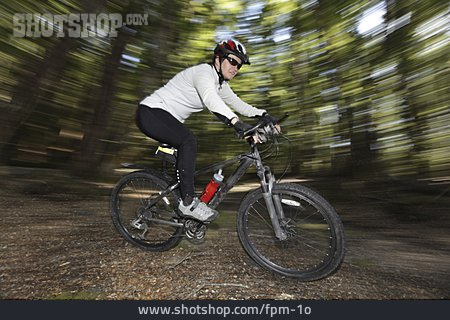 
                Radfahrer, Mountainbike                   
