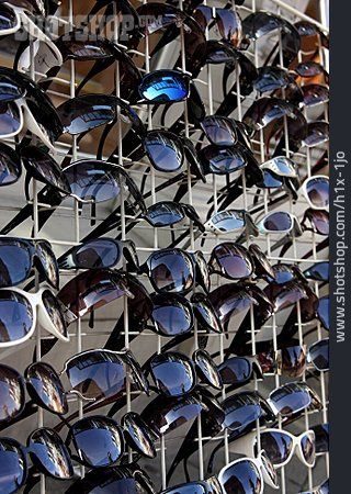 
                Sonnenbrille, Verkaufsstand                   