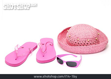 
                Sonnenbrille, Strohhut, Flip Flops                   