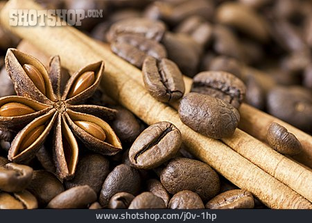 
                Aroma, Kaffeebohne, Sternanis                   