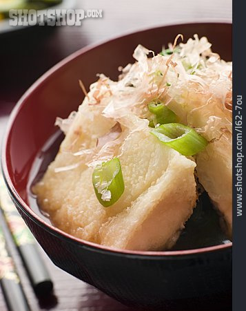 
                Tofu, Misosuppe                   
