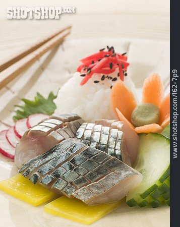 
                Sushi, Sashimi, Japanische Küche                   