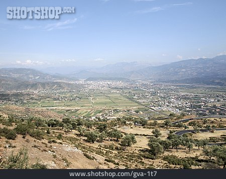 
                Albanien, Elbasan, Krraba-pass                   
