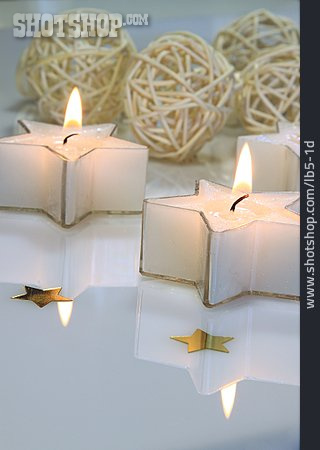 
                Kerze, Kerzenschein, Weihnachtsdekoration                   