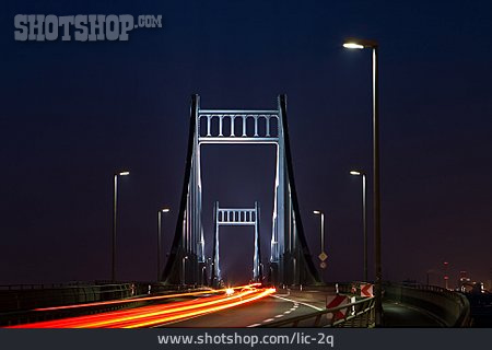 
                Transport & Verkehr, Rheinbrücke, Lichtspur, Krefeld-uerdinger Brücke                   