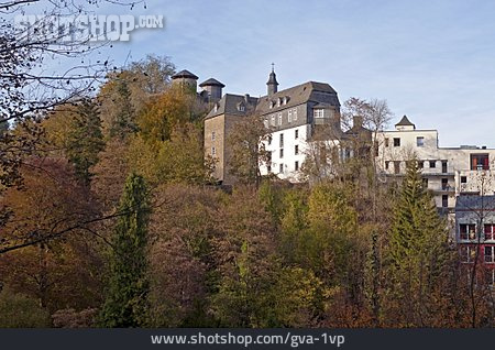 
                Burg Monschau                   