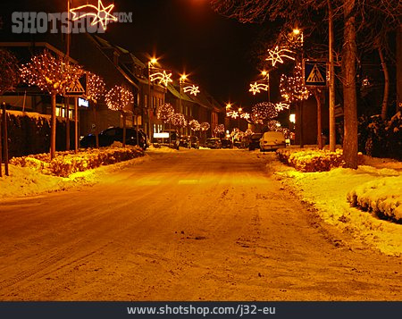 
                Straße, Weihnachtsbeleuchtung, Weihnachtlich                   