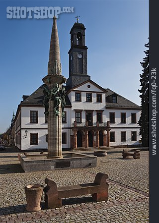 
                Rathaus, Marktplatz, Marktbrunnen, Rochlitz                   