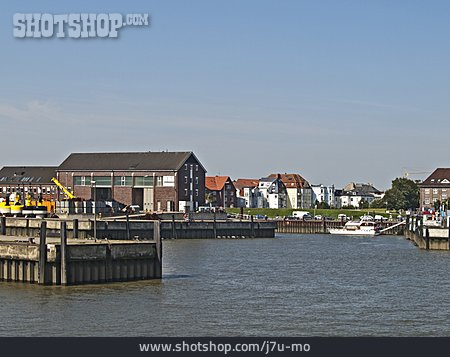 
                Anlegestelle, Cuxhaven, Tonnenhof                   