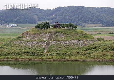 
                Tempel, Hügelgrab, Dosan Seowon                   