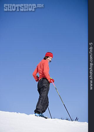 
                Wintersport, Skifahrerin, Skilanglauf                   