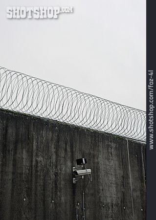 
                Mauer, Gefängnis, überwachungskamera                   