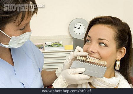 
                Zahnpflege, Zahnärztin, Zahnreinigung                   