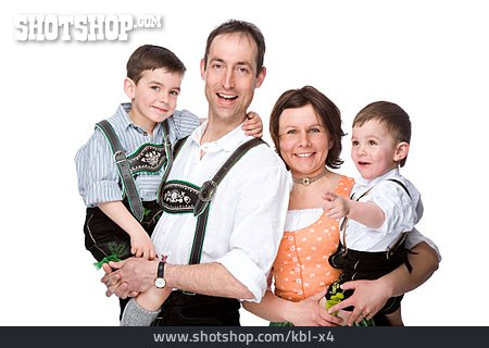 
                Tracht, Bayerisch, Familienportrait                   