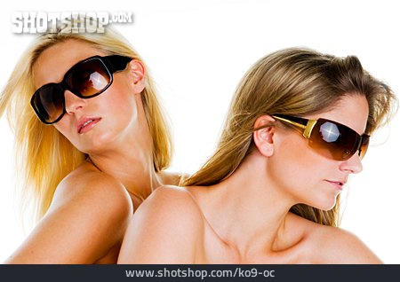 
                Junge Frau, Sonnenbrille, Modisch, Kleidung & Accessoires                   