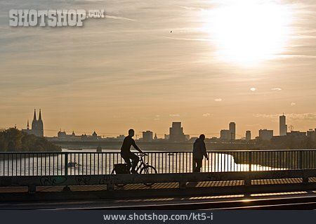 
                Silhouette, Köln, Radfahrer                   
