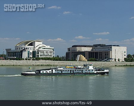 
                Donau, Budapest, Nationaltheater, Donauschifffahrt, Palast Der Künste                   