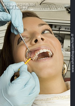 
                Zahnbehandlung, Prophylaxe, Zahnreinigung                   