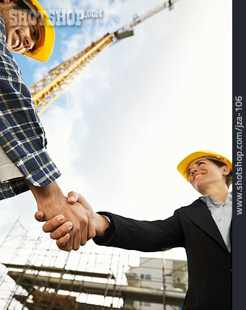 
                Bauarbeiter, Handschlag, Begrüßung, Architektin                   