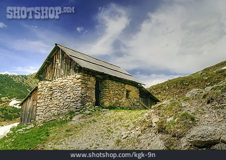 
                Hütte, Almhütte                   