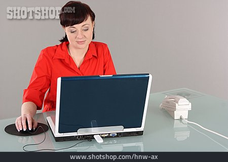 
                Geschäftsfrau, Büro & Office, Laptop, Sekretärin                   