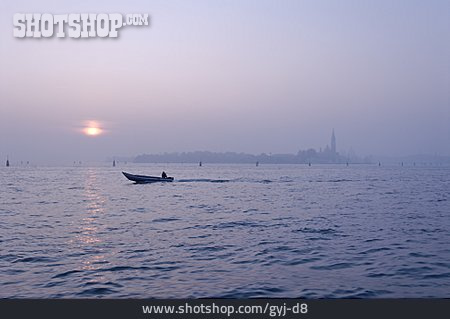 
                Dämmerung, Sonnenaufgang, Boot, Silhouette, Venedig                   