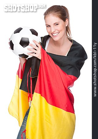 
                Junge Frau, Fußballfan, Deutschlandfan                   