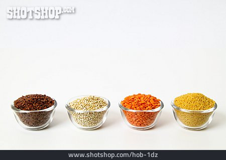 
                Leinsamen, Rote Linsen, Quinoa, Goldhirse                   
