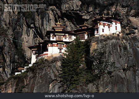 
                Bhutan, Buddhistisches Kloster                   