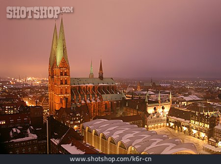 
                Altstadt, Marienkirche, Lübeck                   