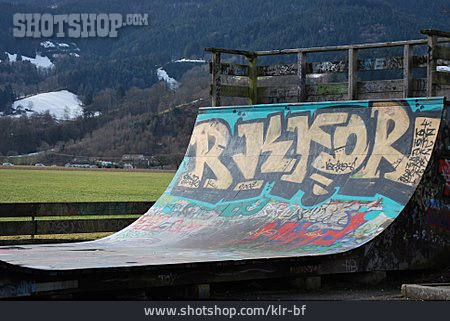 
                Funsport, Skateboard, Halfpipe, Skateplatz                   