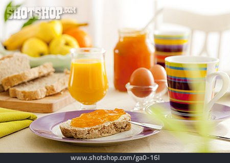 
                Frühstück, Frühstückstisch, Marmeladenbrot                   