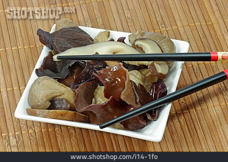 
                Asiatische Küche, Pilze, Pilzmischung                   