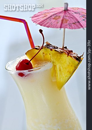 
                Cocktail, Cocktailglas, Piña Colada                   